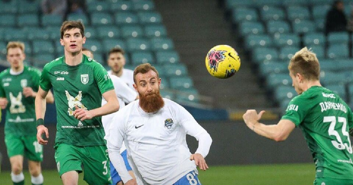 <p>"Сочи" и "Рубин" сыграли вничью со счётом 1:1.</p> <p>Первый мяч в этой вс