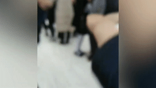 <p>Учащихся школы "Земля родная" в Новом Уренгое во время плановой эвакуа